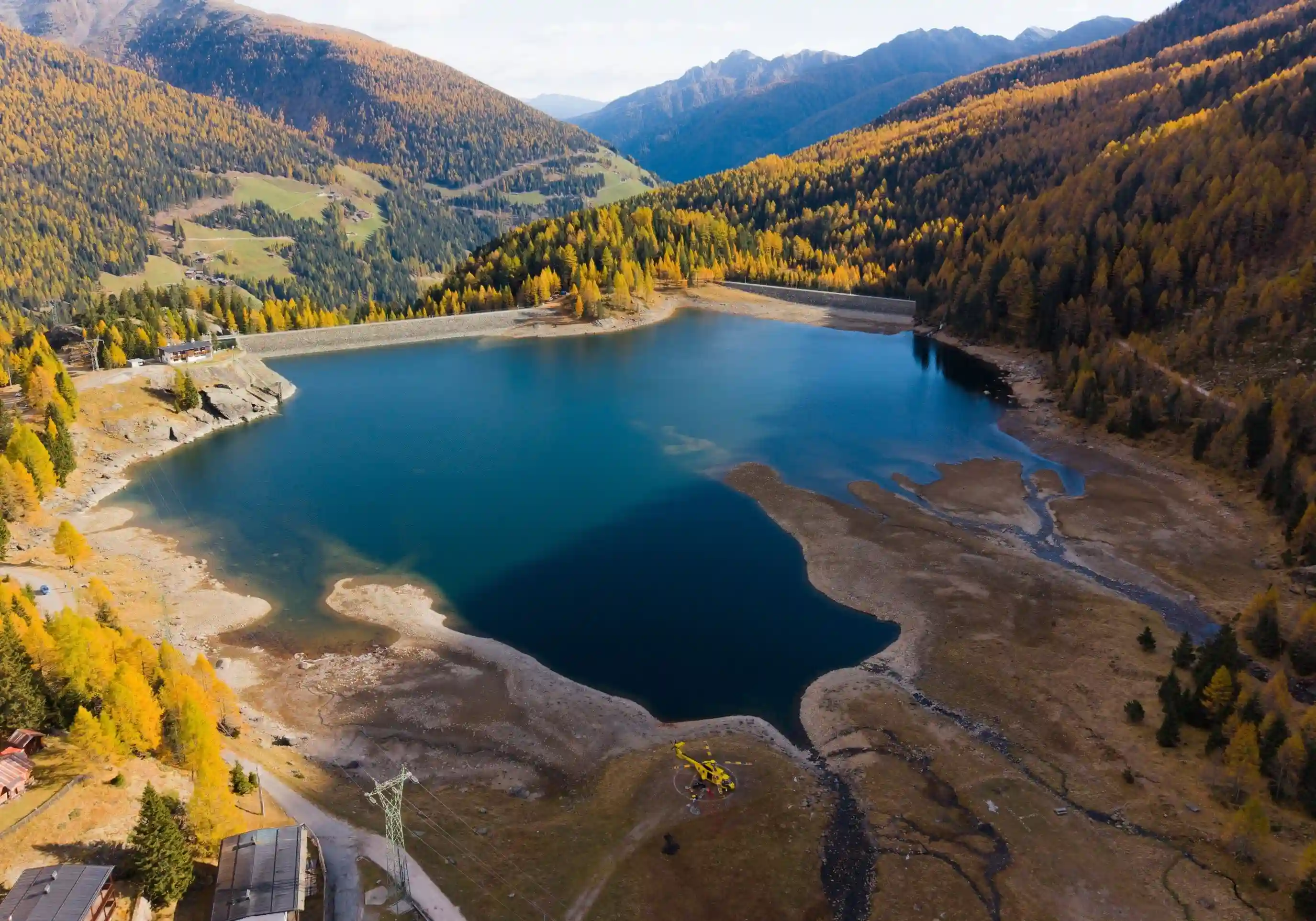 Übersicht der Referenzen von Nextlevel Handwerk, der Werbeagentur aus Schlanders, Meran, Südtirol. Die Seite präsentiert erfolgreich umgesetzte Projekte aus verschiedenen Bereichen wie Branding, Design und Marketing, die Kreativität, Professionalität und handwerkliche Präzision widerspiegeln.