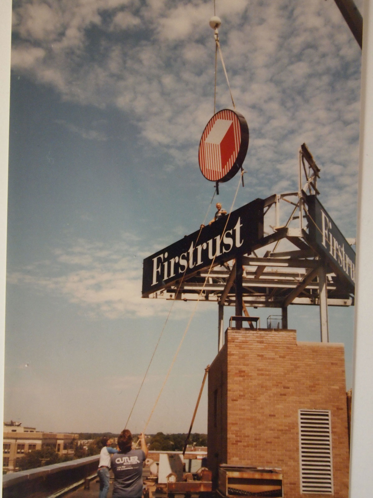 First Federal Savings and Loan Association renamed to Firstrust Bank