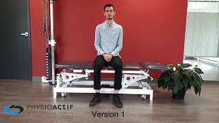 Physio démontrant slump en flexion dorsale + éversion