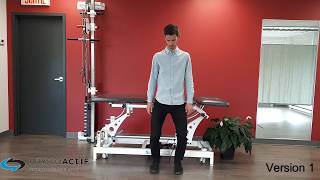 Physio démontrant contrôle du demi squat