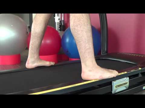 Exercice Réflexe d'agrippement de la plante du pied - démonstration physiothérapie