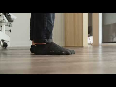 Demonstration: Standing with one foot in front of the other