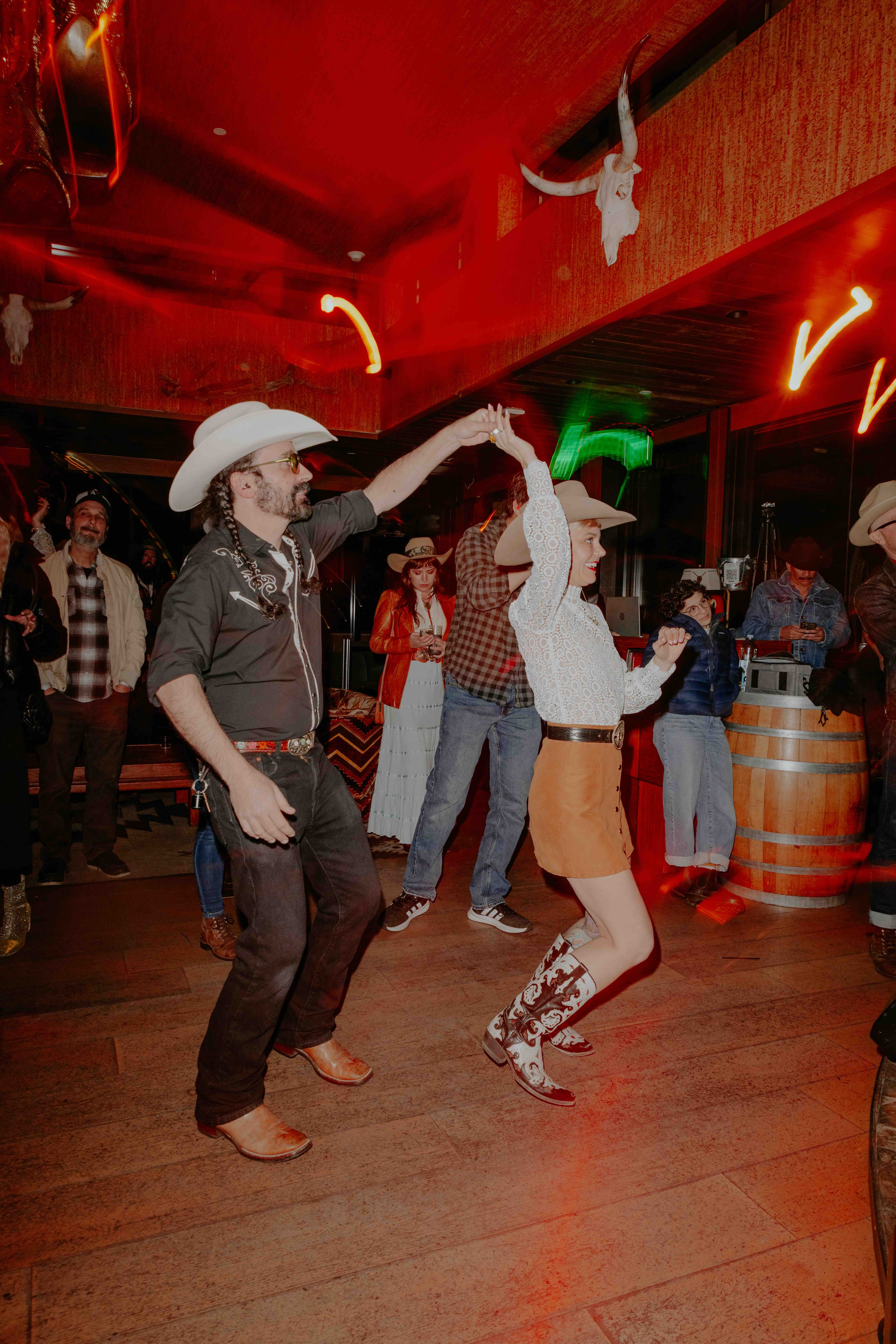 couple dancing