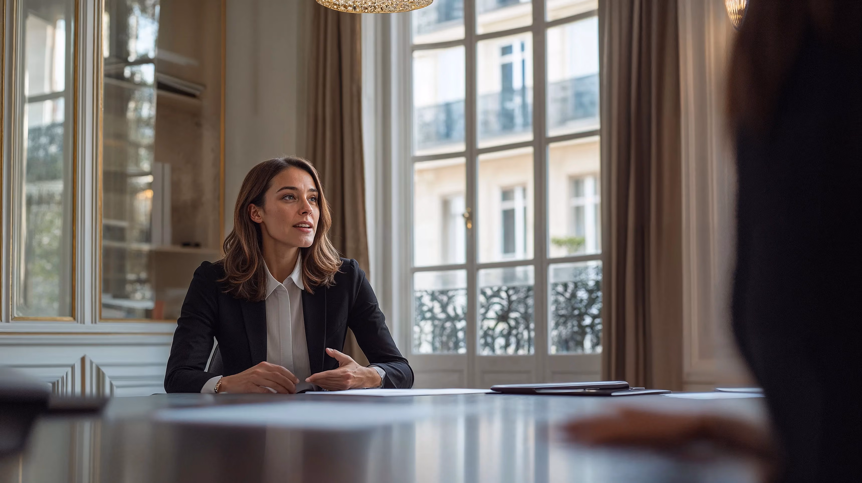Une associée leBoard en rendez-vous avec un dirigeant