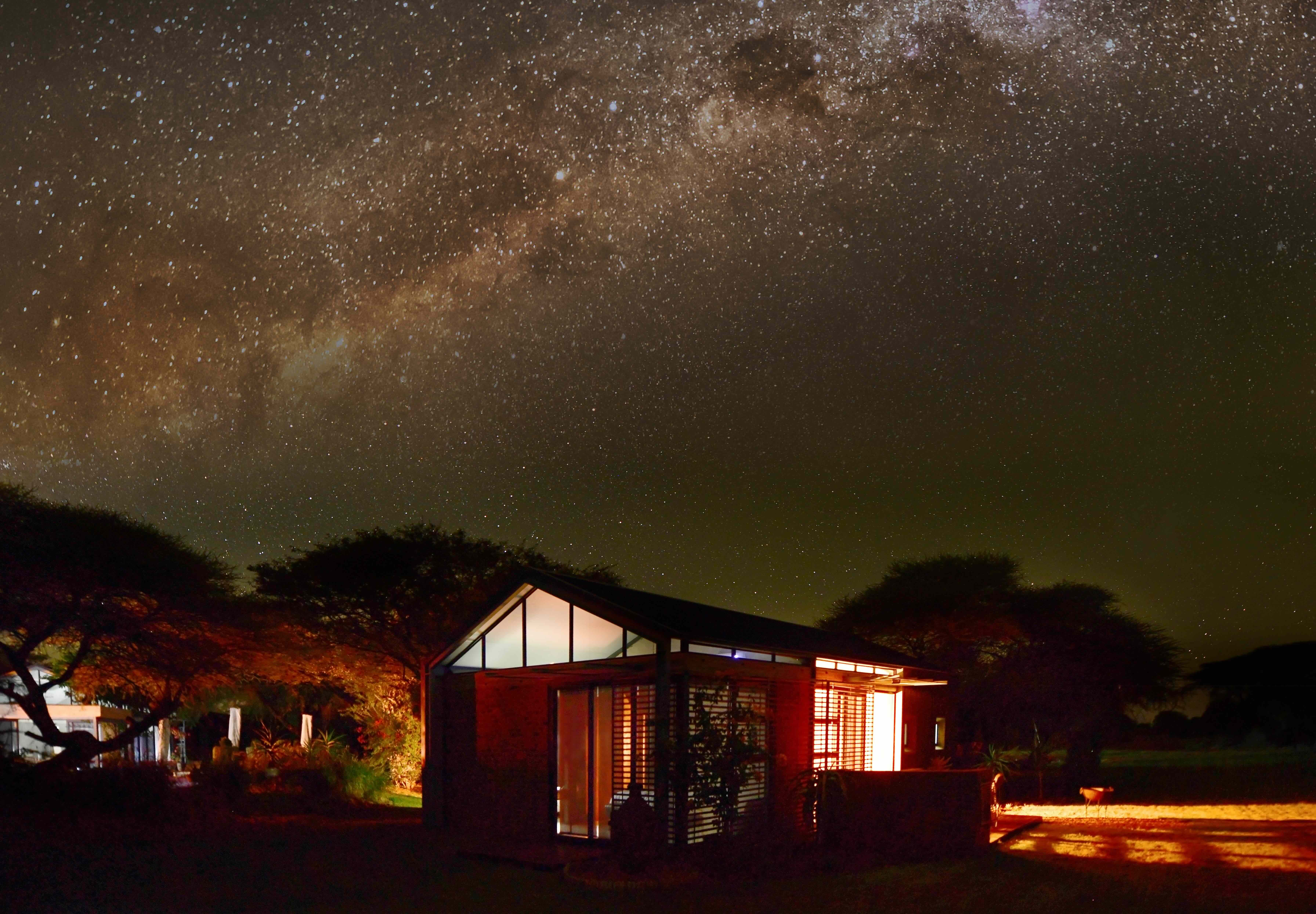 Starry night sky at Naka Luxury Lodge searching for Canopus star gazing experience