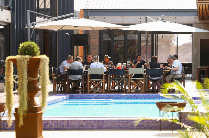 Naka Luxury Lodge corporate group eating lunch