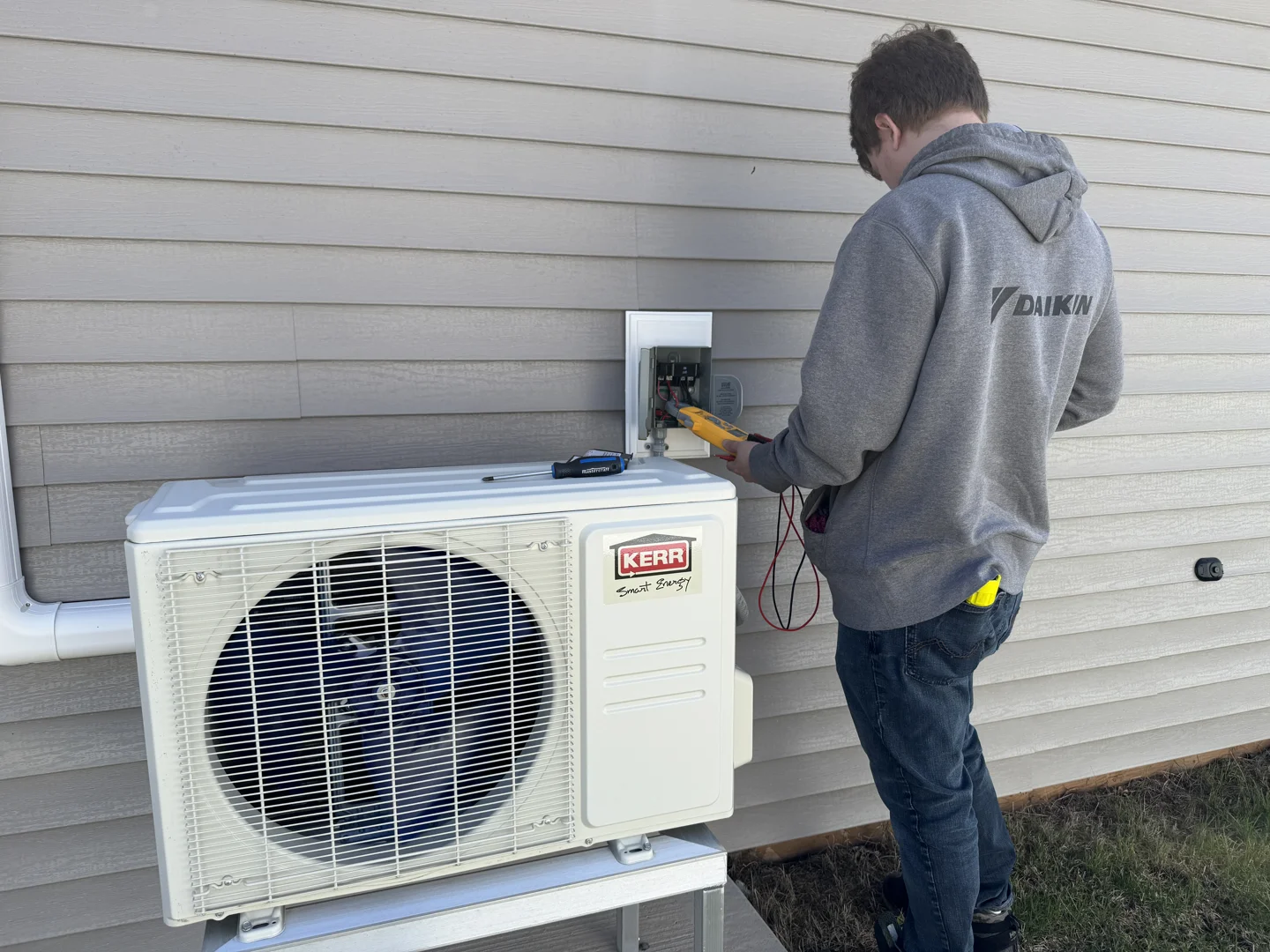 In Depth Guide to Red Seal Electrician Requirements