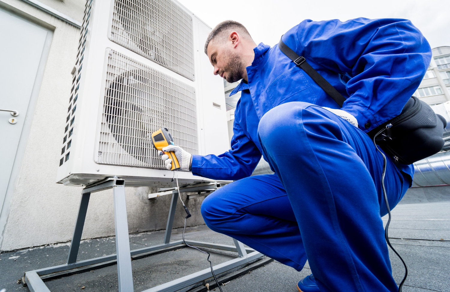 Identifying Early Signs of Heat Pump Failure