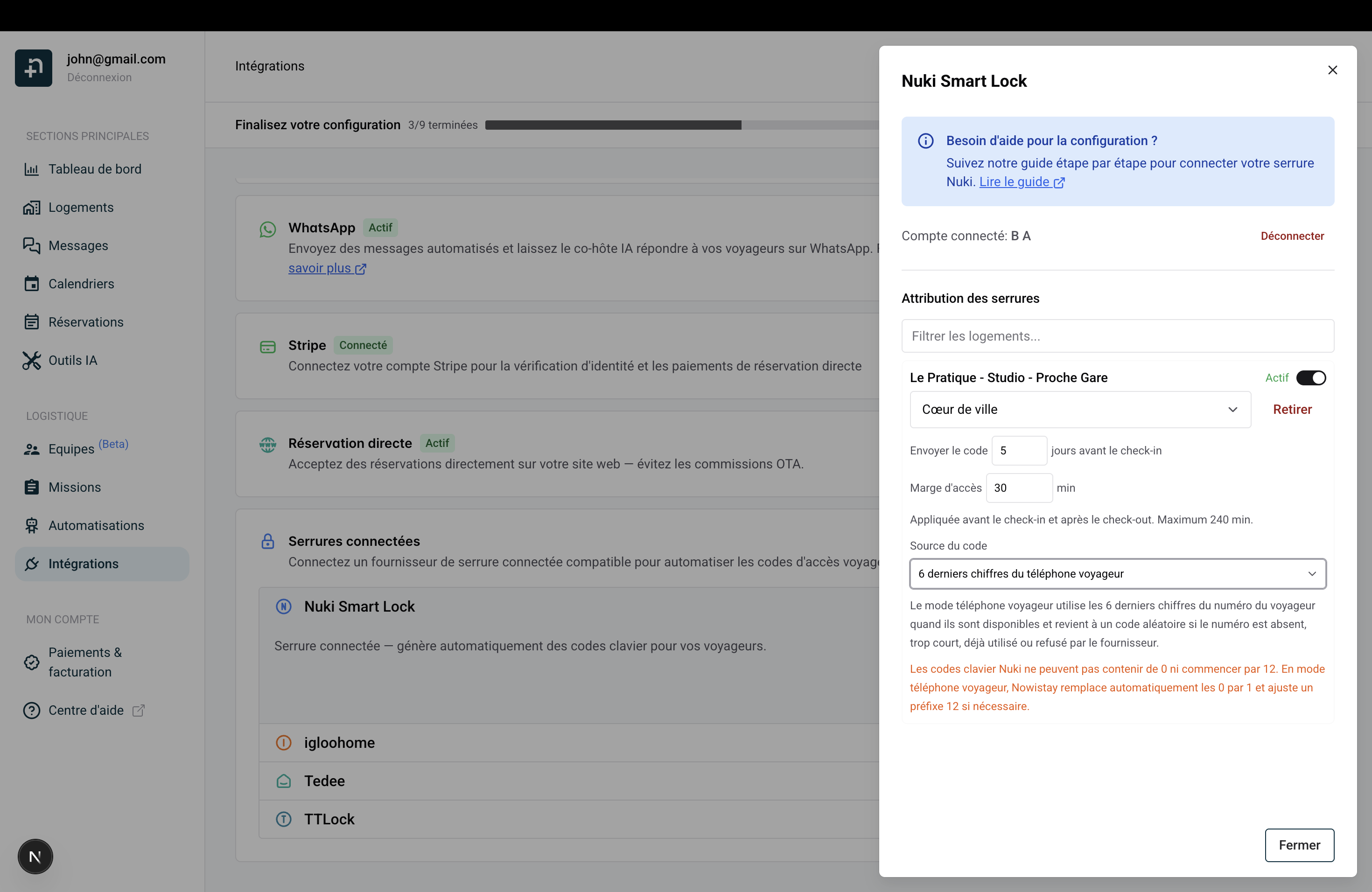 Réglage de la source du code dans la configuration de la serrure connectée, affichant les options Code aléatoire et Téléphone voyageur