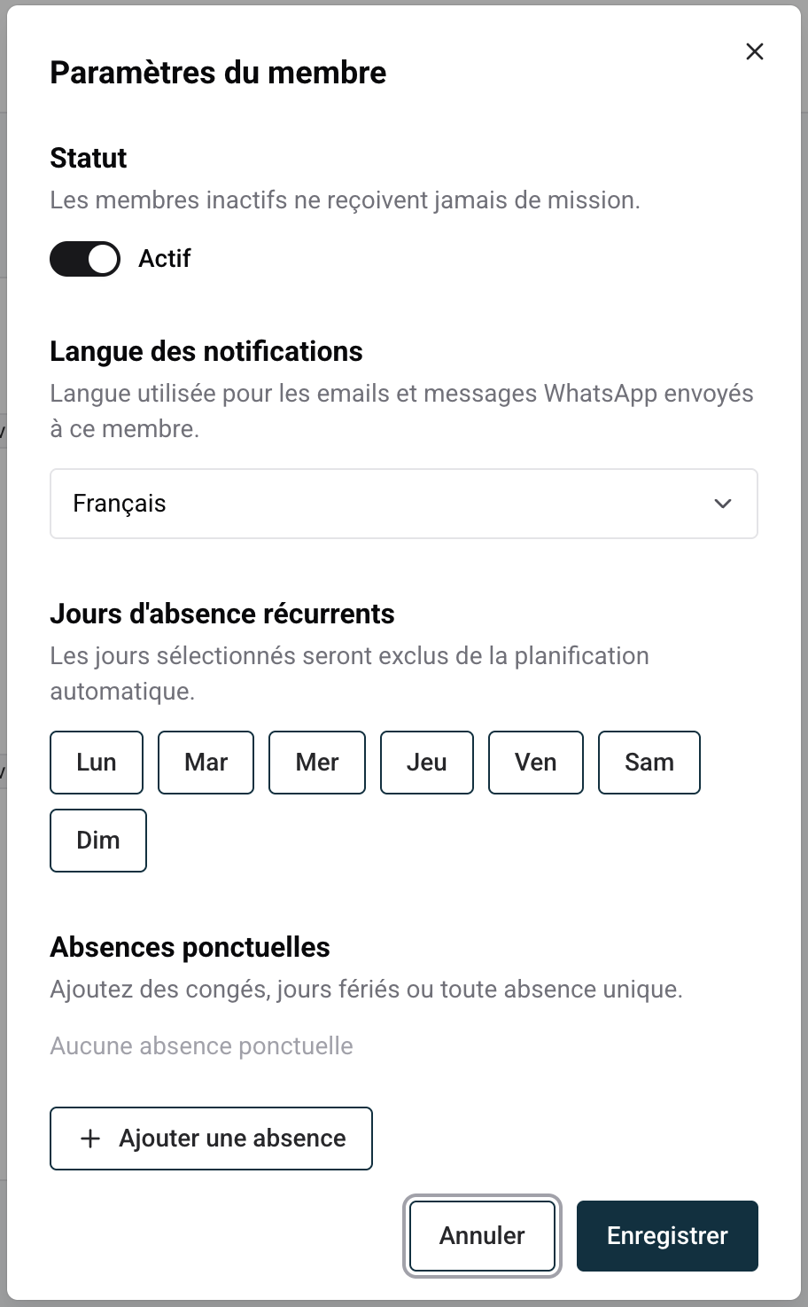 Panneau des paramètres d'un membre — disponibilités, langue, interrupteur actif