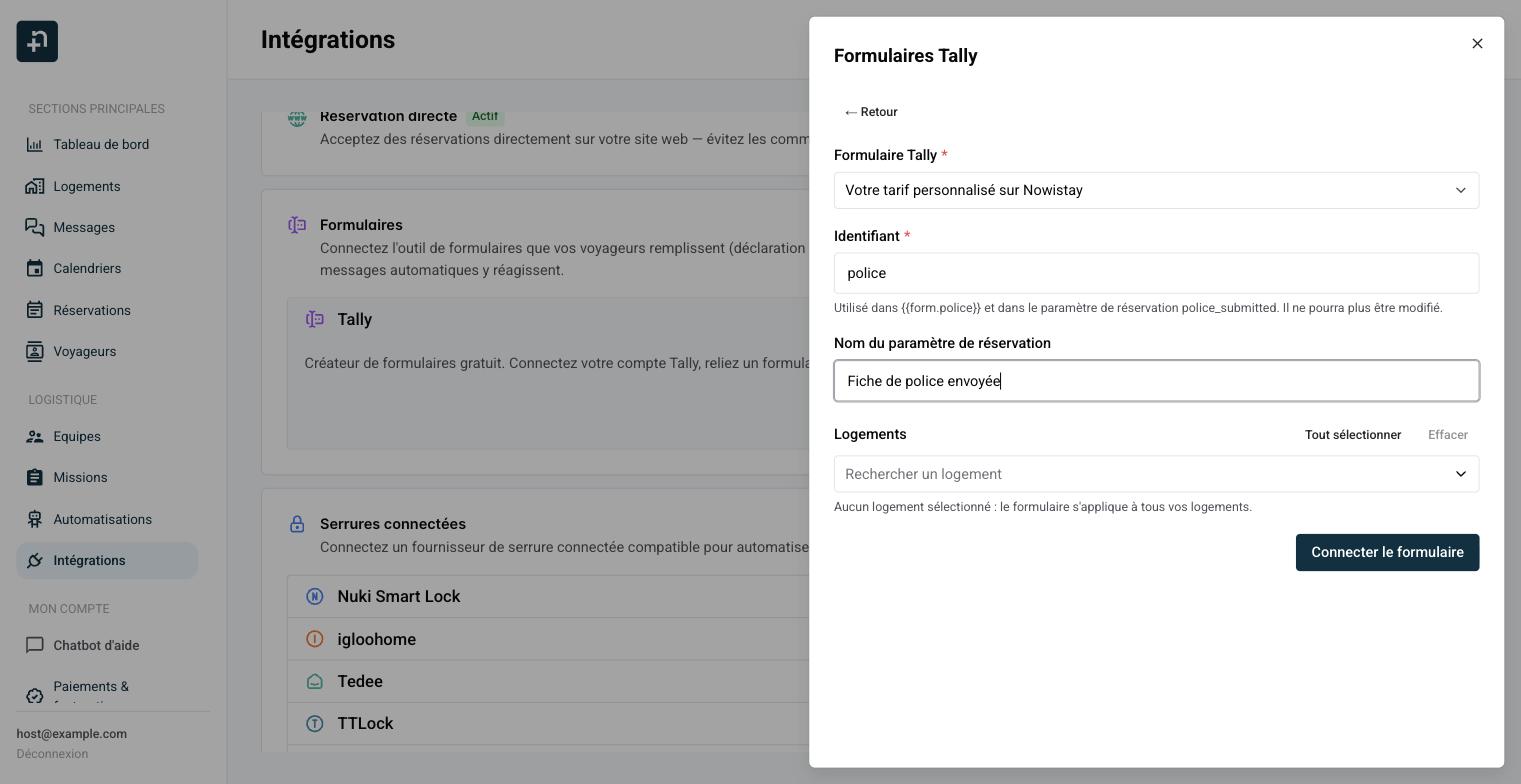 Écran Connecter un formulaire avec les champs Formulaire Tally, Identifiant, Nom du paramètre de réservation et Logements
