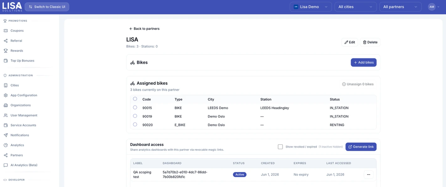 Partner page in the LISA dashboard with assigned vehicles and shareable dashboard links