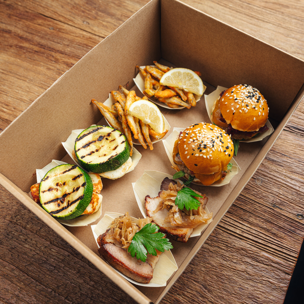 Dejvice Catering teplé tapas box
