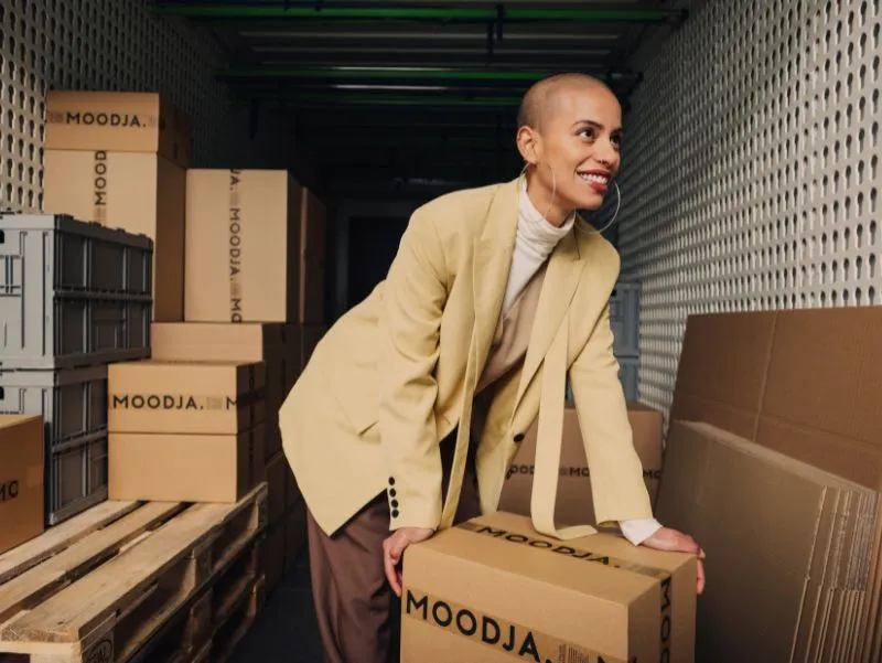 Selling and shipping internationally with Shopify - calculate landed cost correctly and avoid customs surprises