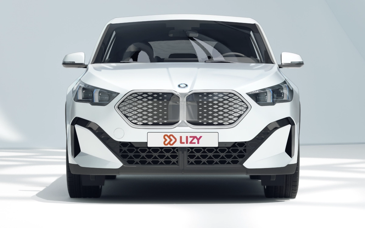 BMW iX2 in wit, vooraanzicht