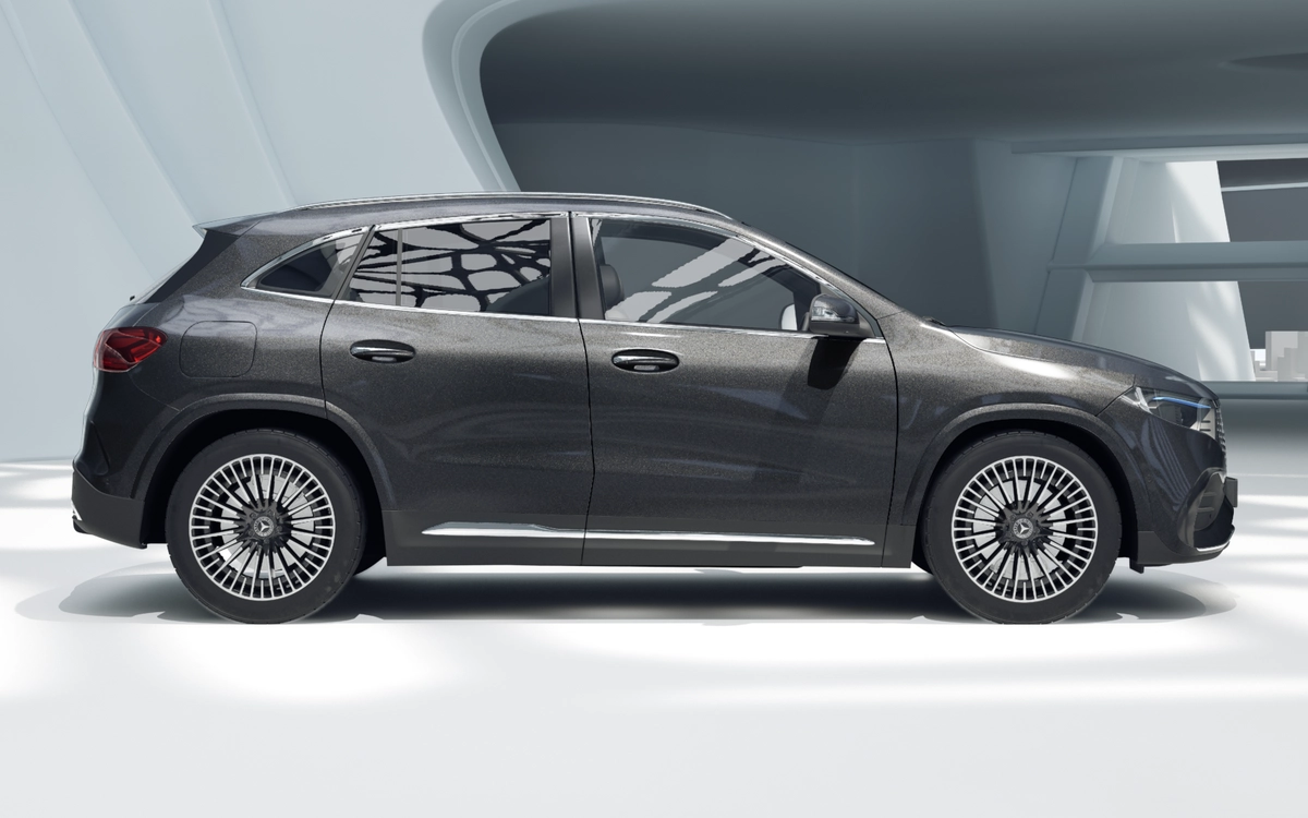 Mercedes EQA zijaanzicht