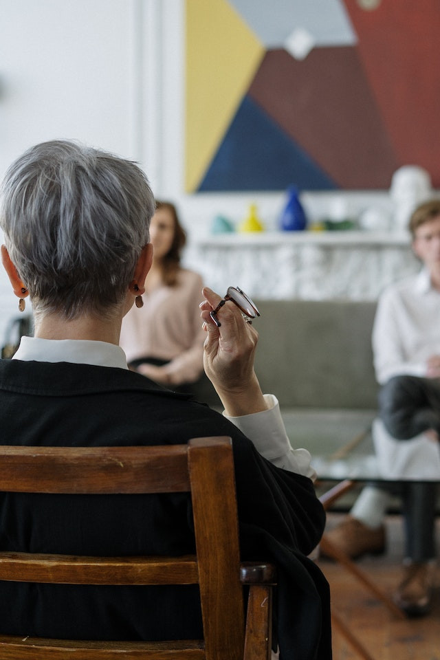 couple at therapy