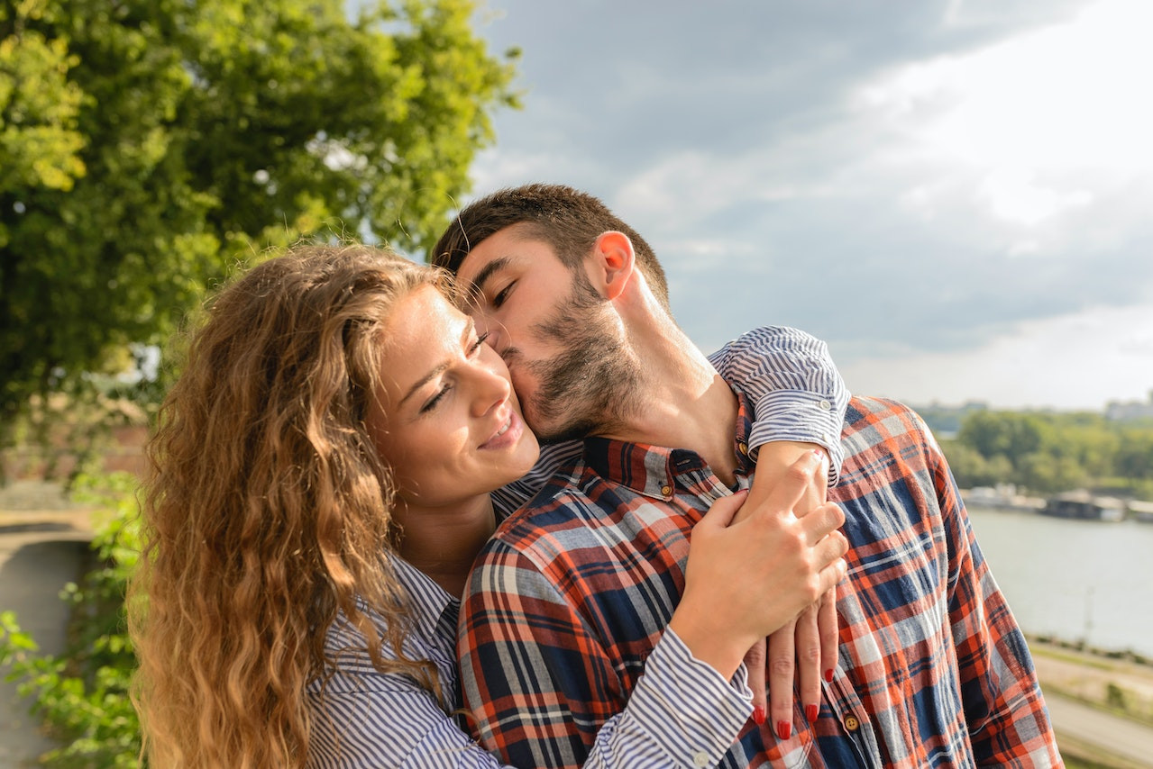 Partner with bipolar disorder happy with their significant other