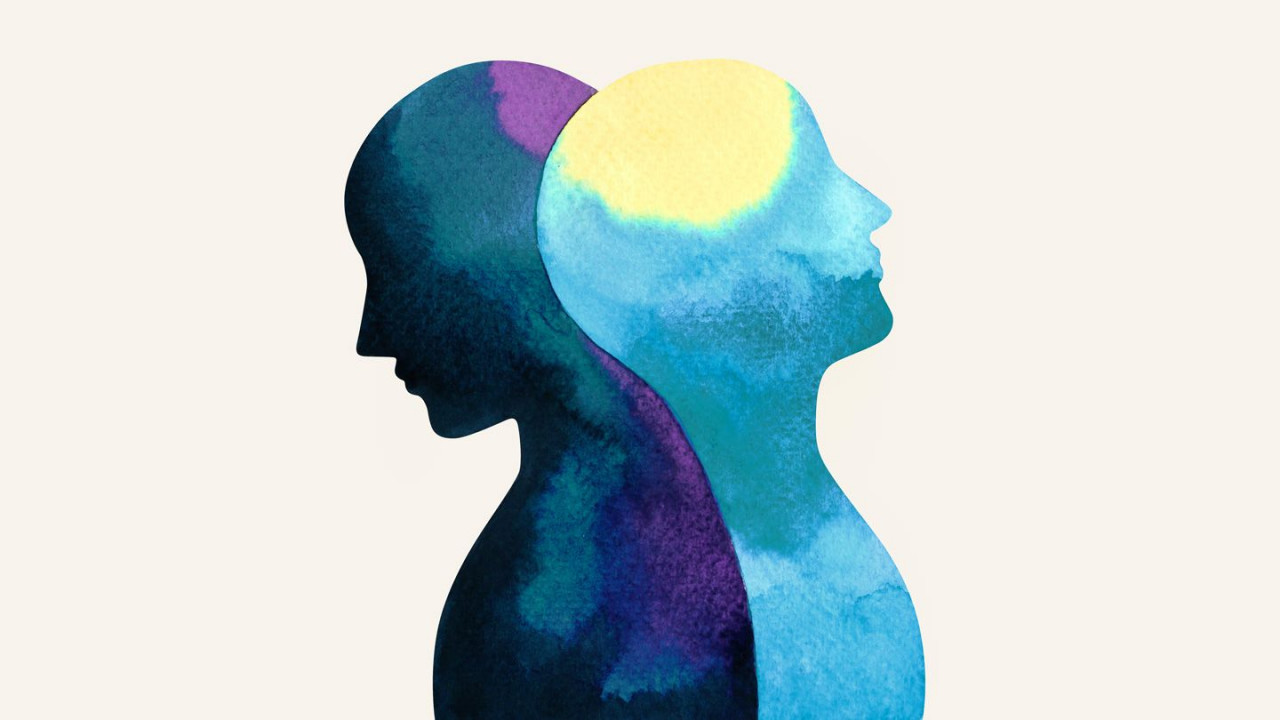 Drawings of 2 people standing back to back