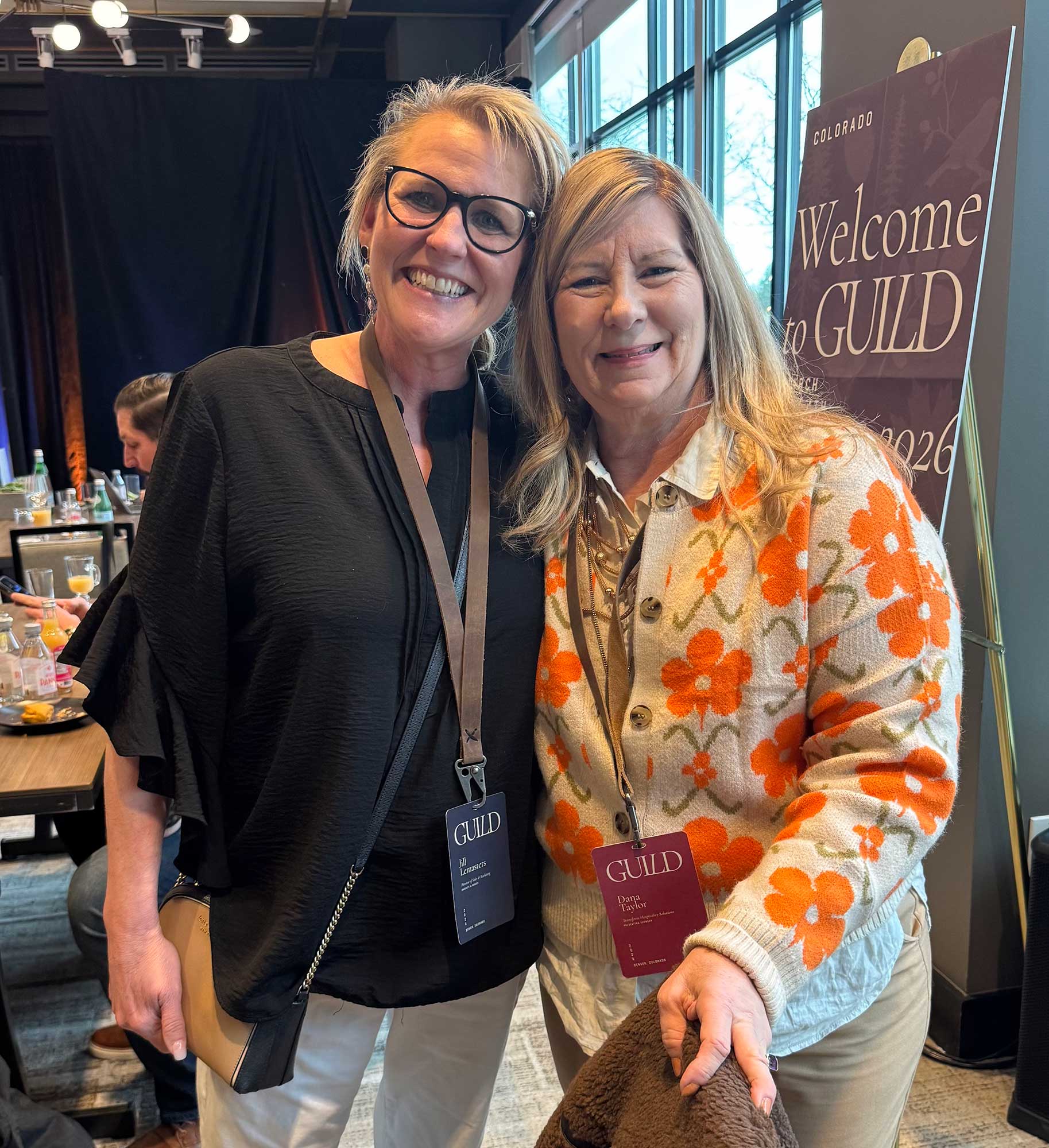 Dana Foley-Taylor catches up with Jill LeMasters, a THS consultant working as director of sales at San Antonio’s Menger Hotel, during the conference.