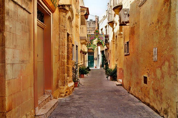 valentina-muchmorethanatrip