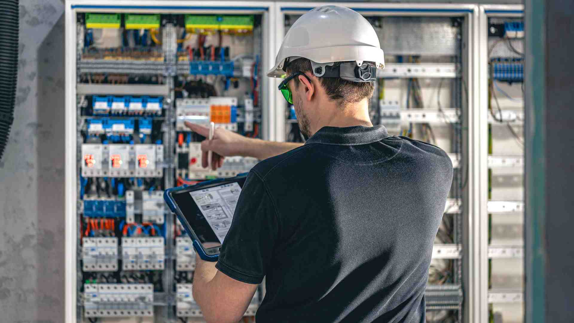 Streamlining Emergency Response for Utilities with Workforce Management Tools