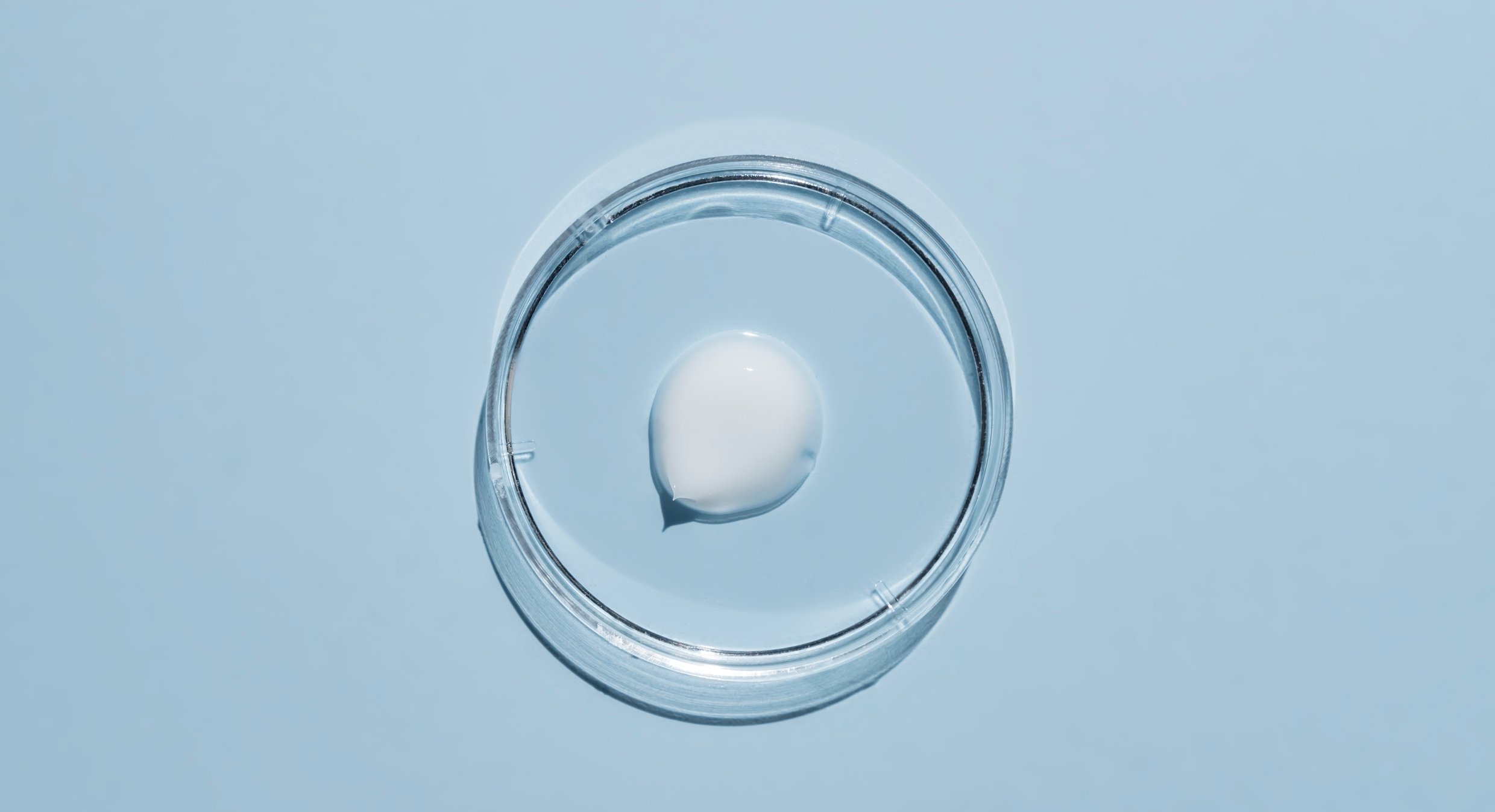 Wie wirkt Isotretinoin genau?
