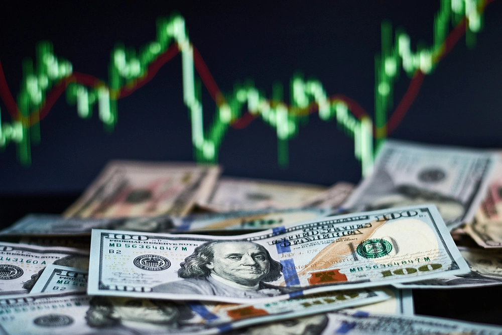 dollar bills - How Much Can You Make Trading Futures