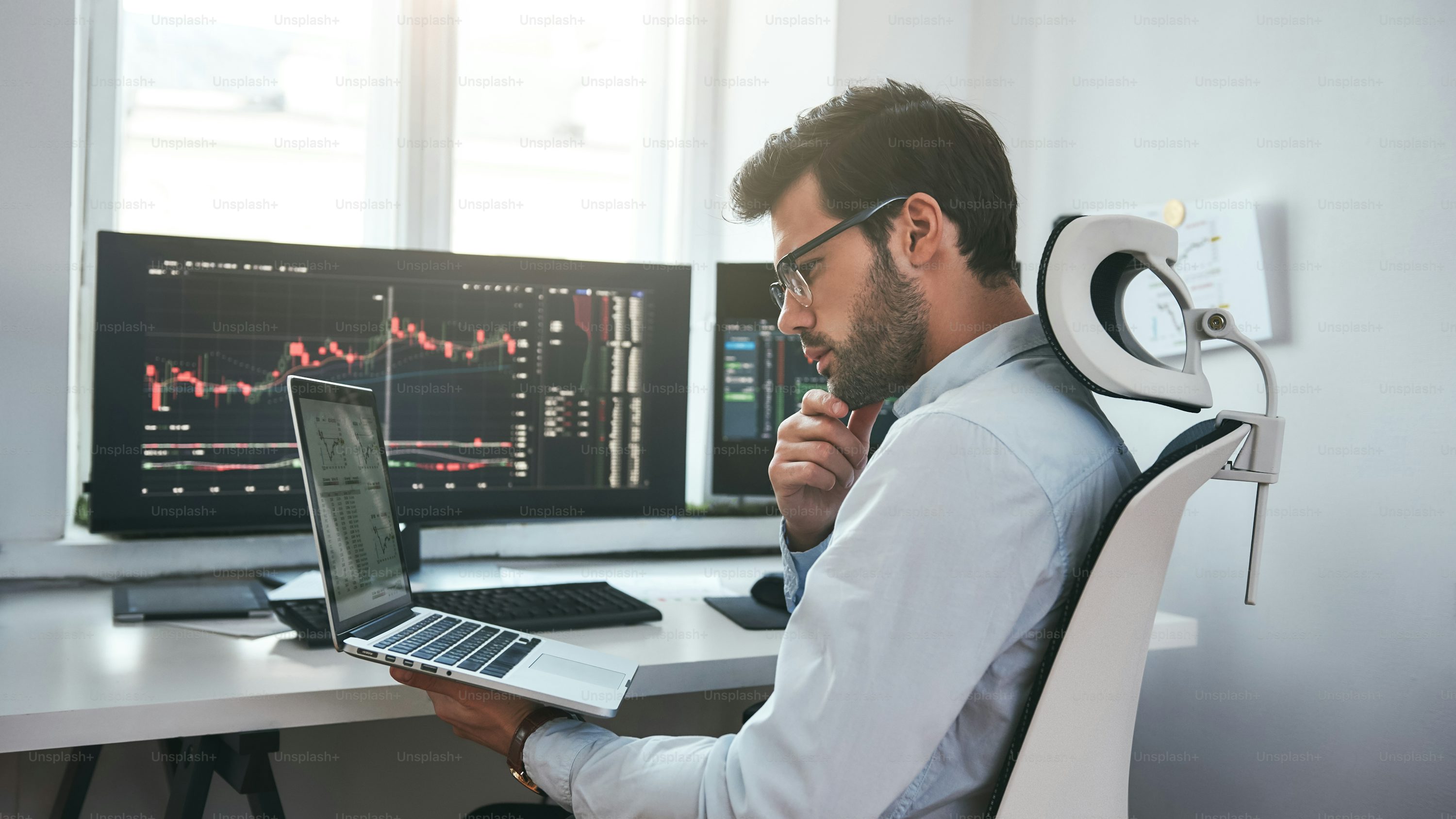 a trader thinking - How Is Futures Trading Taxed
