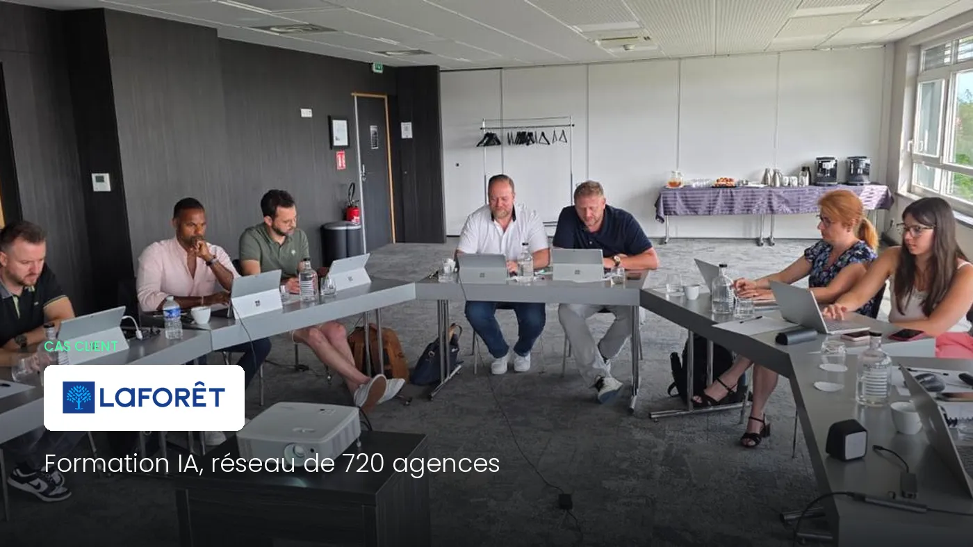 Négociateurs et gestionnaires d’agences Laforêt pendant une journée de formation à l’intelligence artificielle
