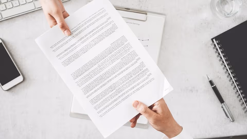 An employment contract defines your rights and responsibilities. Learn how to review key clauses, identify red flags, and ensure fair terms before signing.