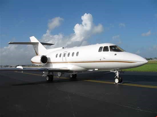 hawker-800a-1