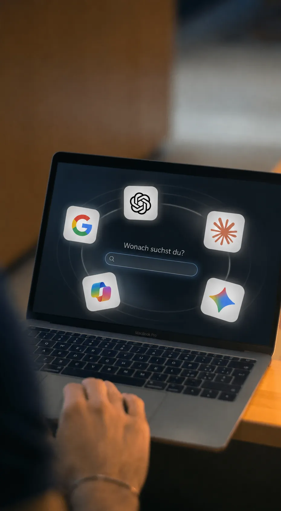 KI-Apps auf einem Laptop