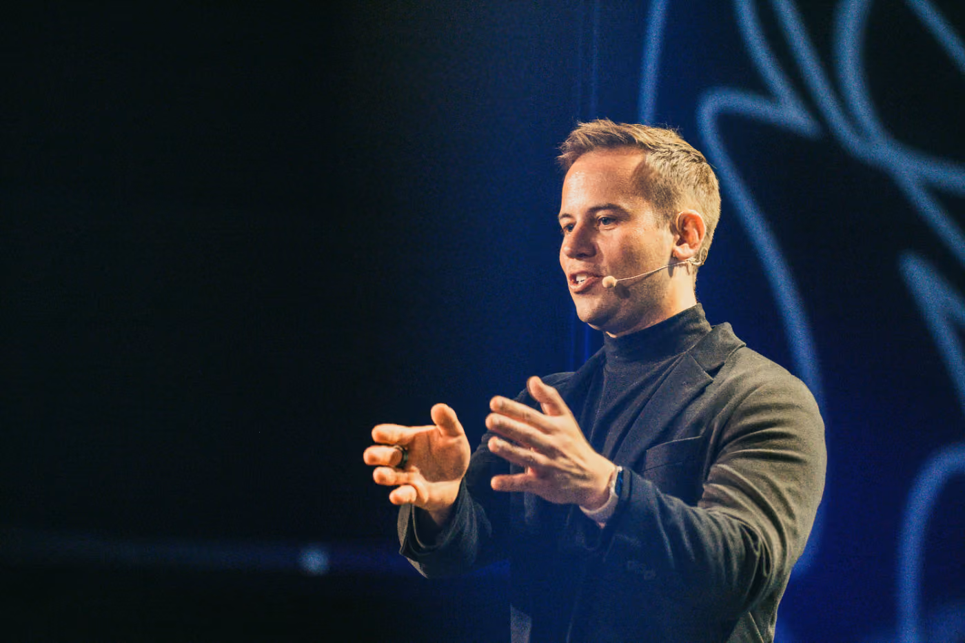 Keynote auf der Hauptbühne des trade/off Summit