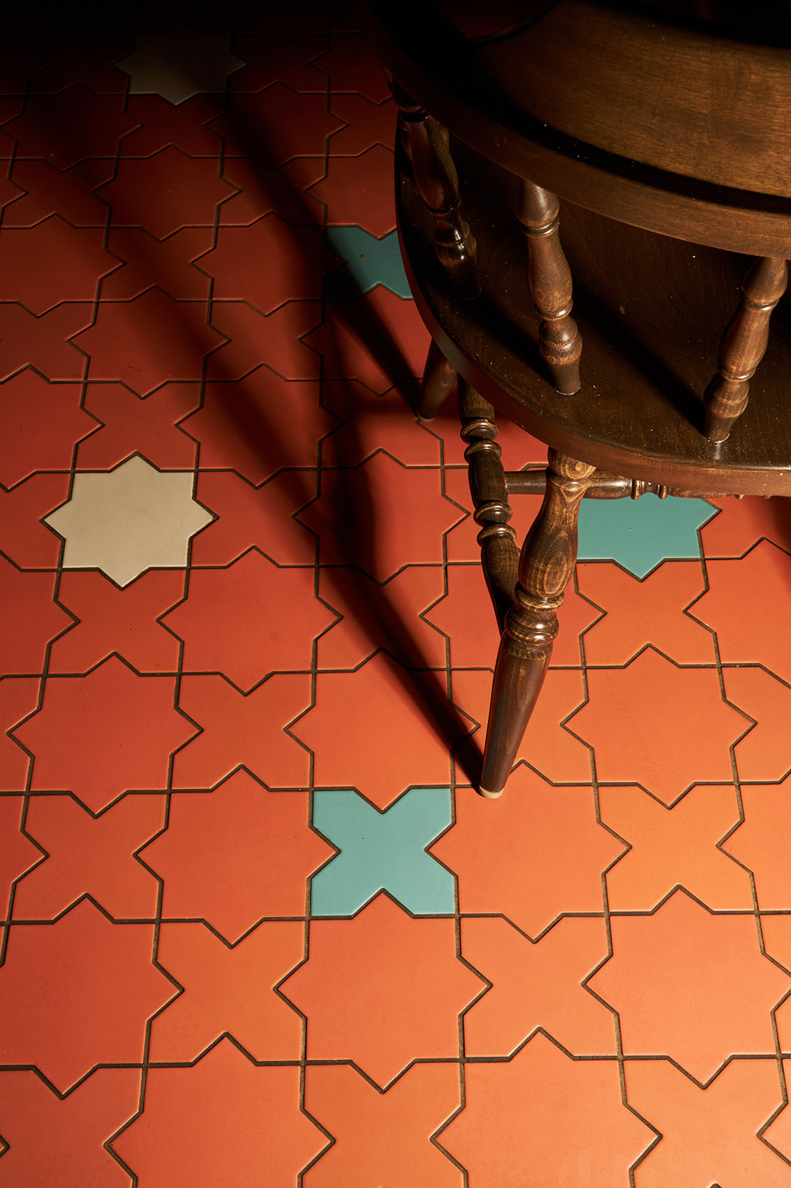 detail of tile in restaurant 