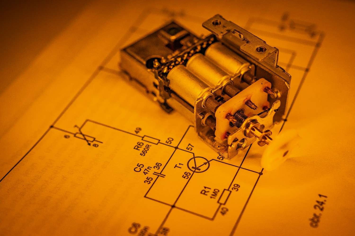 14 Mechanical Engineering Project Ideas for High School Students