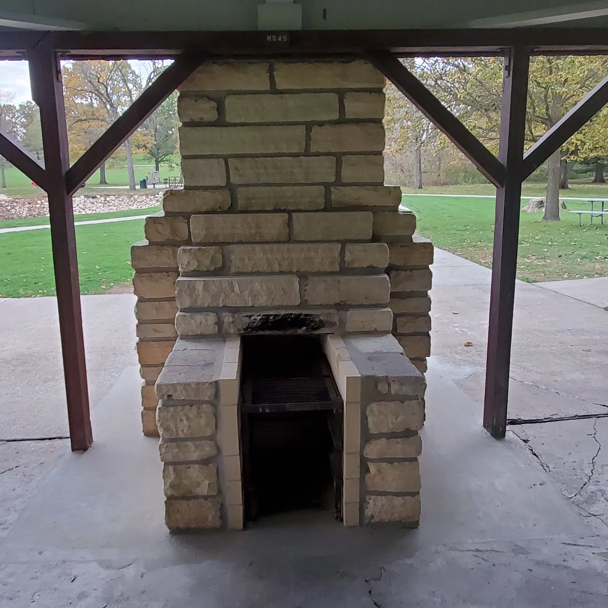 Damaged stone entry wall section at Herbert Hoover National Historic Site