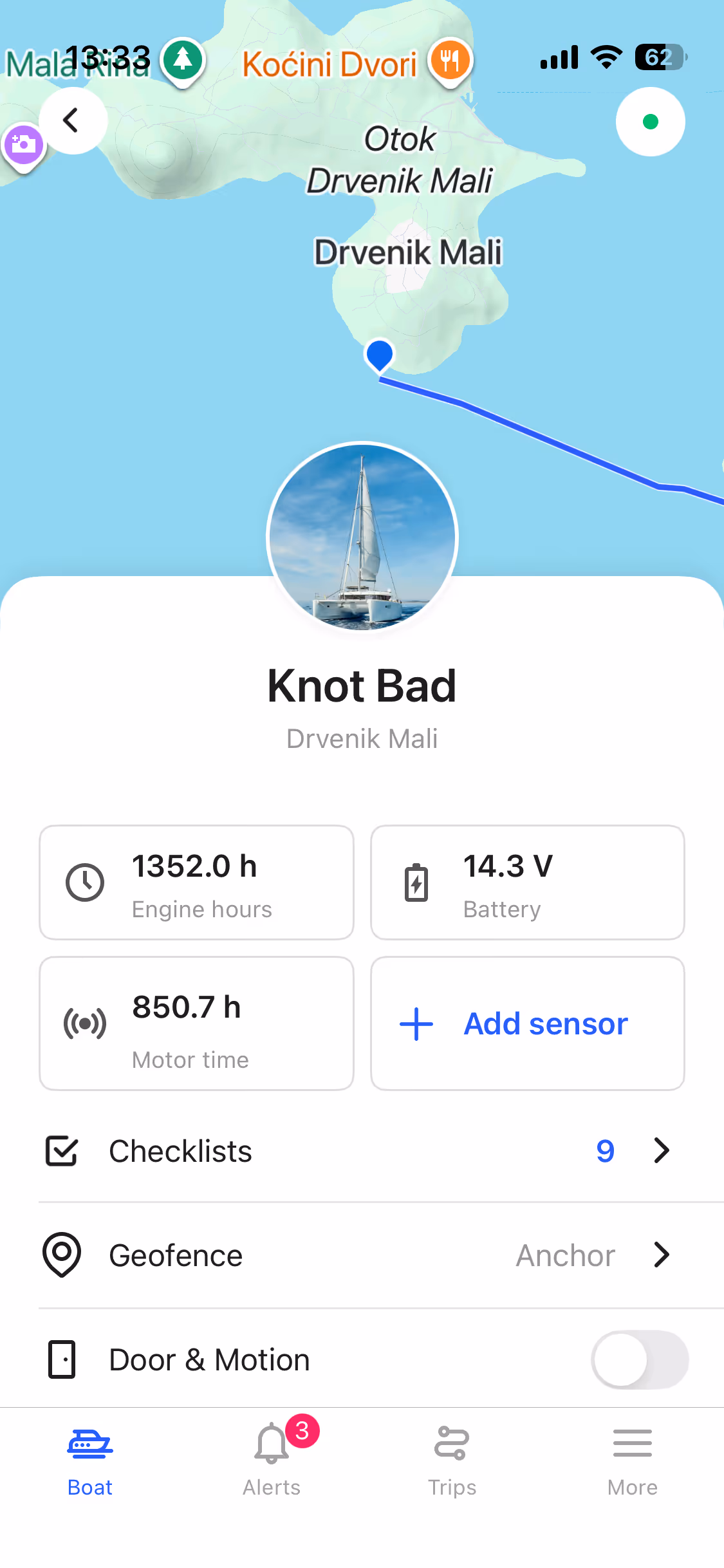 Sentinel app fleet boat screen showing engine hours, battery and geofence for a vessel