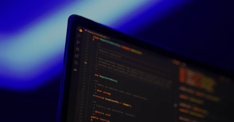 Stream processing frameworks for real-time data analysis and technology selection