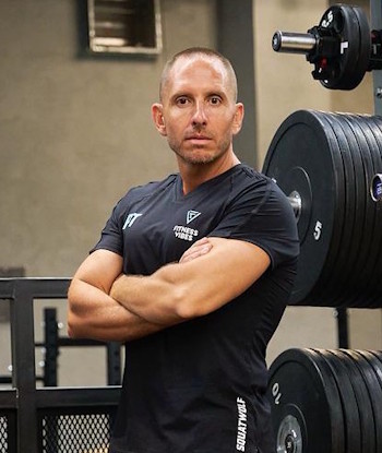 personal trainer Saša in Dubai - PT for fat loss body transformation strength kids training