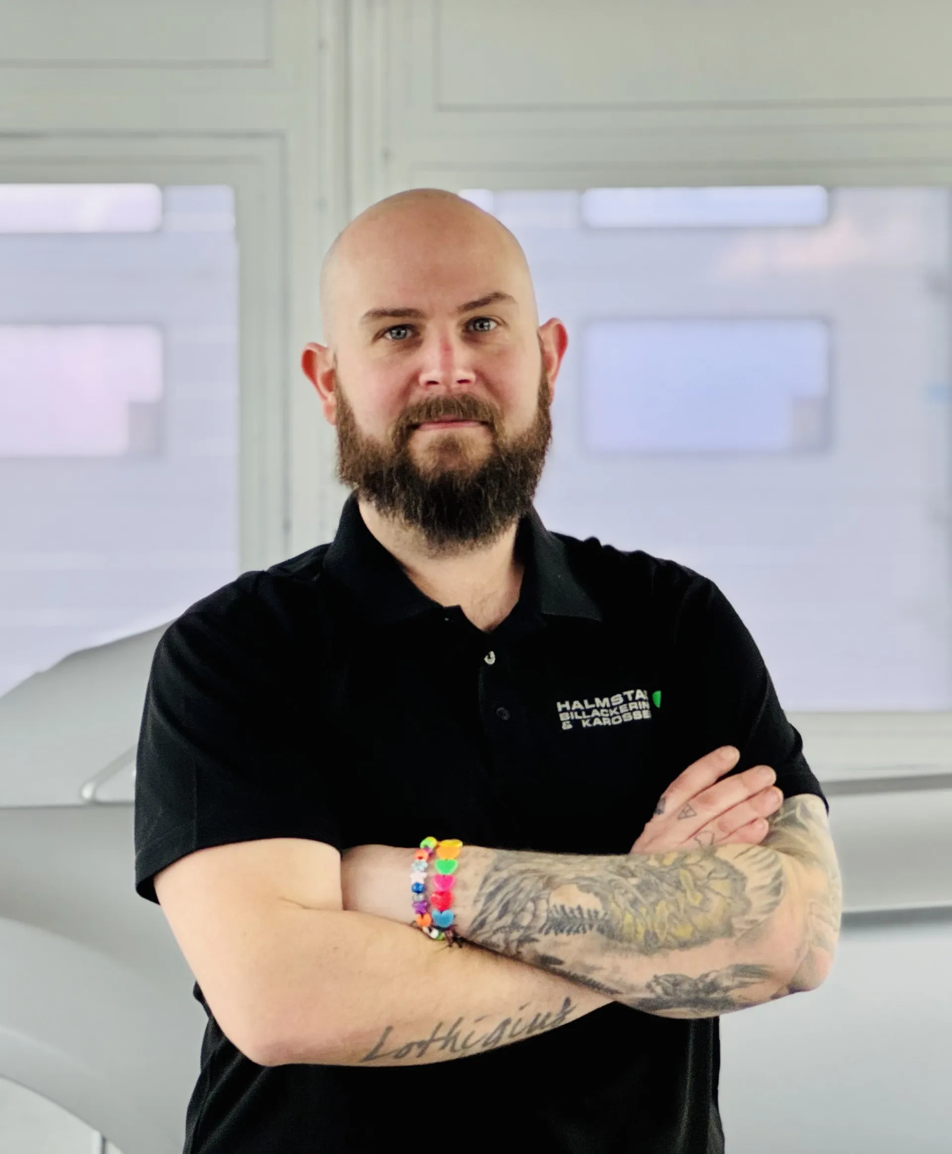 Pierre Lothigius, karosseriarbetare/kundmottagare, porträttbild, Halmstad Billackering.