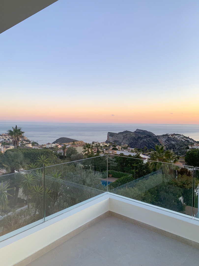 Villa in Cumbre del Sol, Benitachell - 3 bedroom