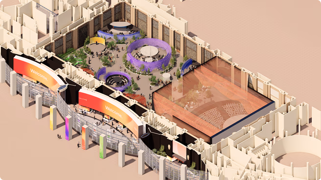 Hevolution Summit 2025 event photography showcasing attendee interactions.