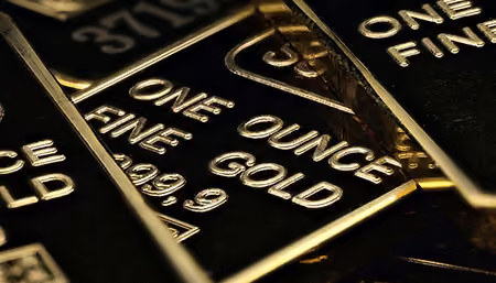 Close up of one ounce fine gold