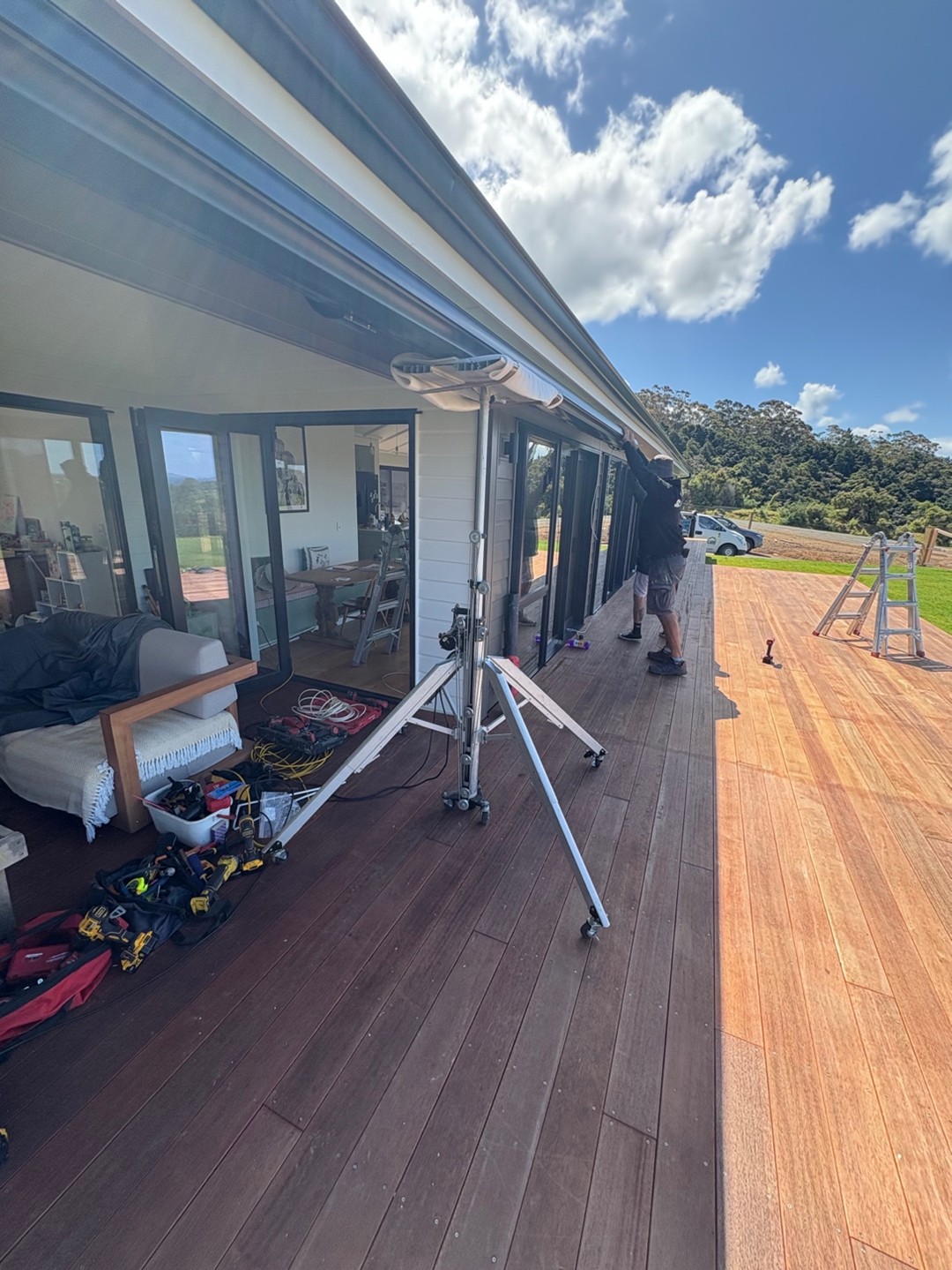Installing Shadeland’s Largest Motorised Awning on the Tutukaka Coast – additional photo 2