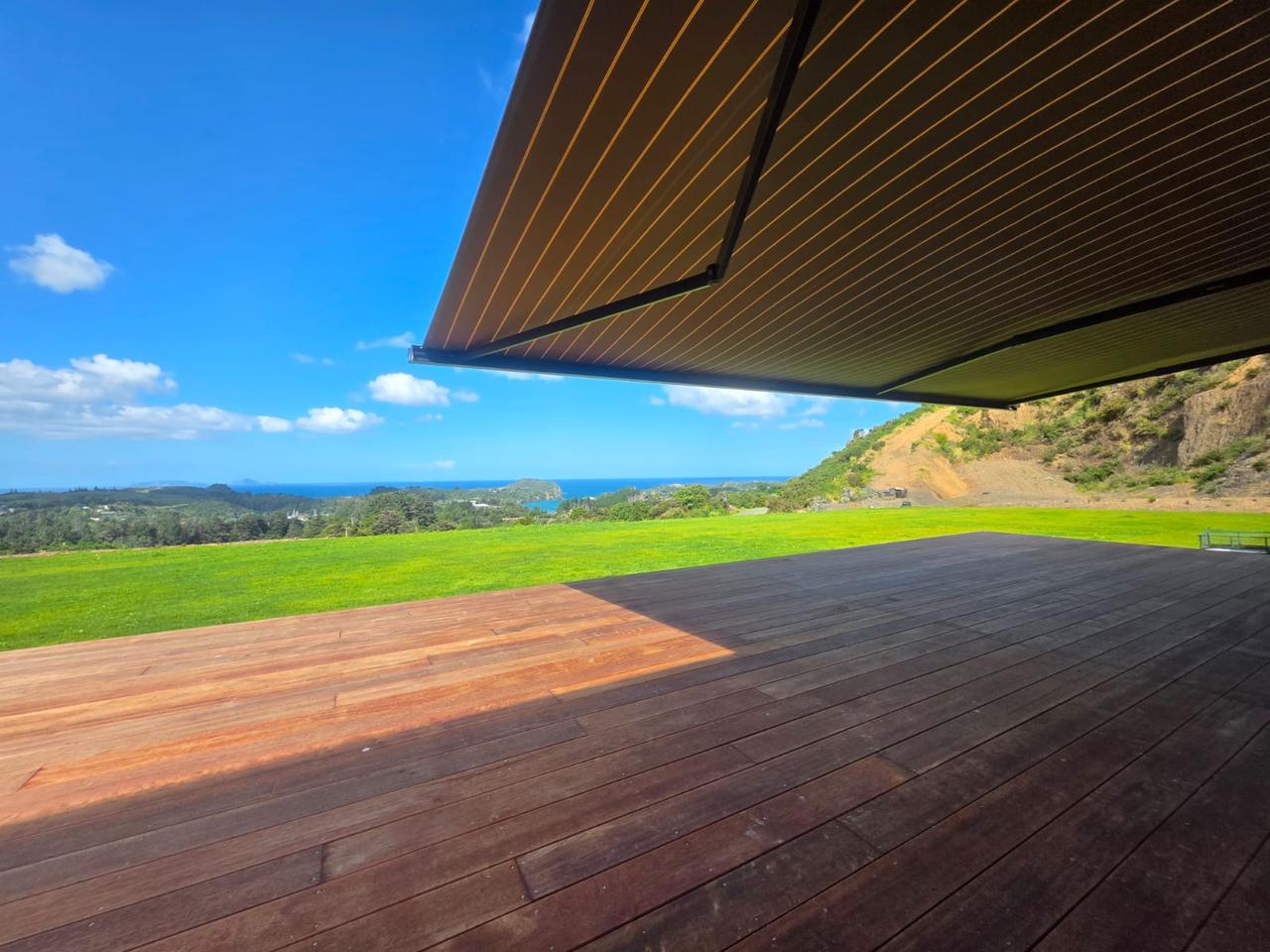 Installing Shadeland’s Largest Motorised Awning on the Tutukaka Coast – additional photo 8