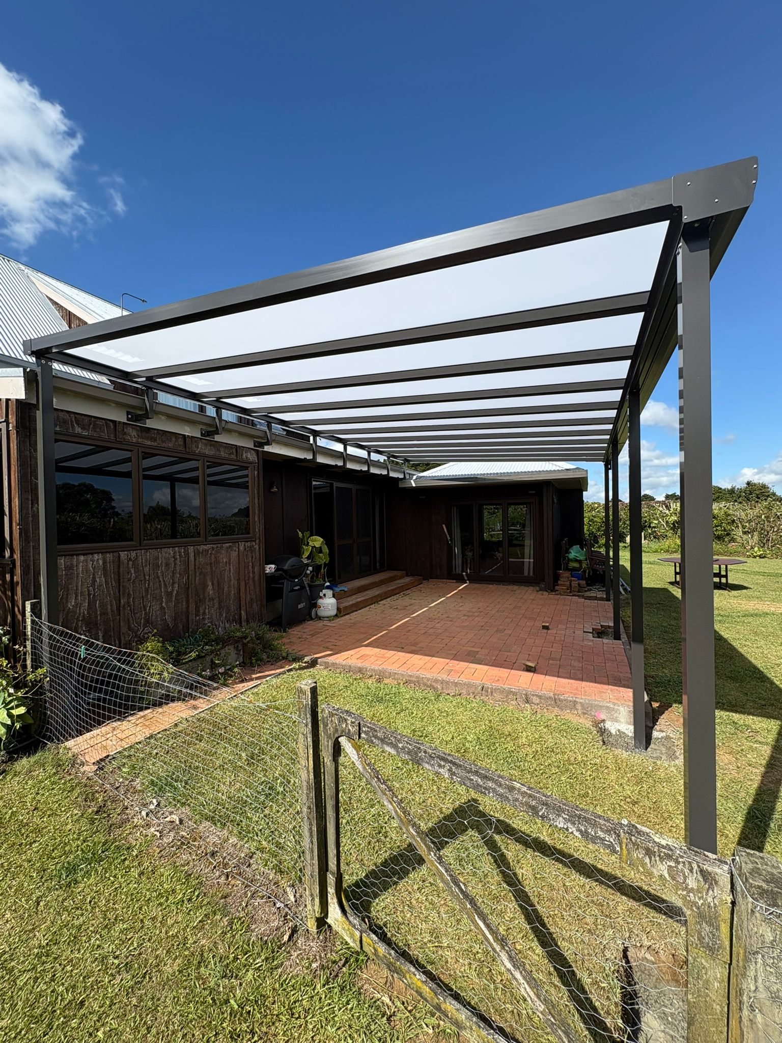 Replacing an Old Patio Roof with a New Shadeland Pergola – additional photo 2