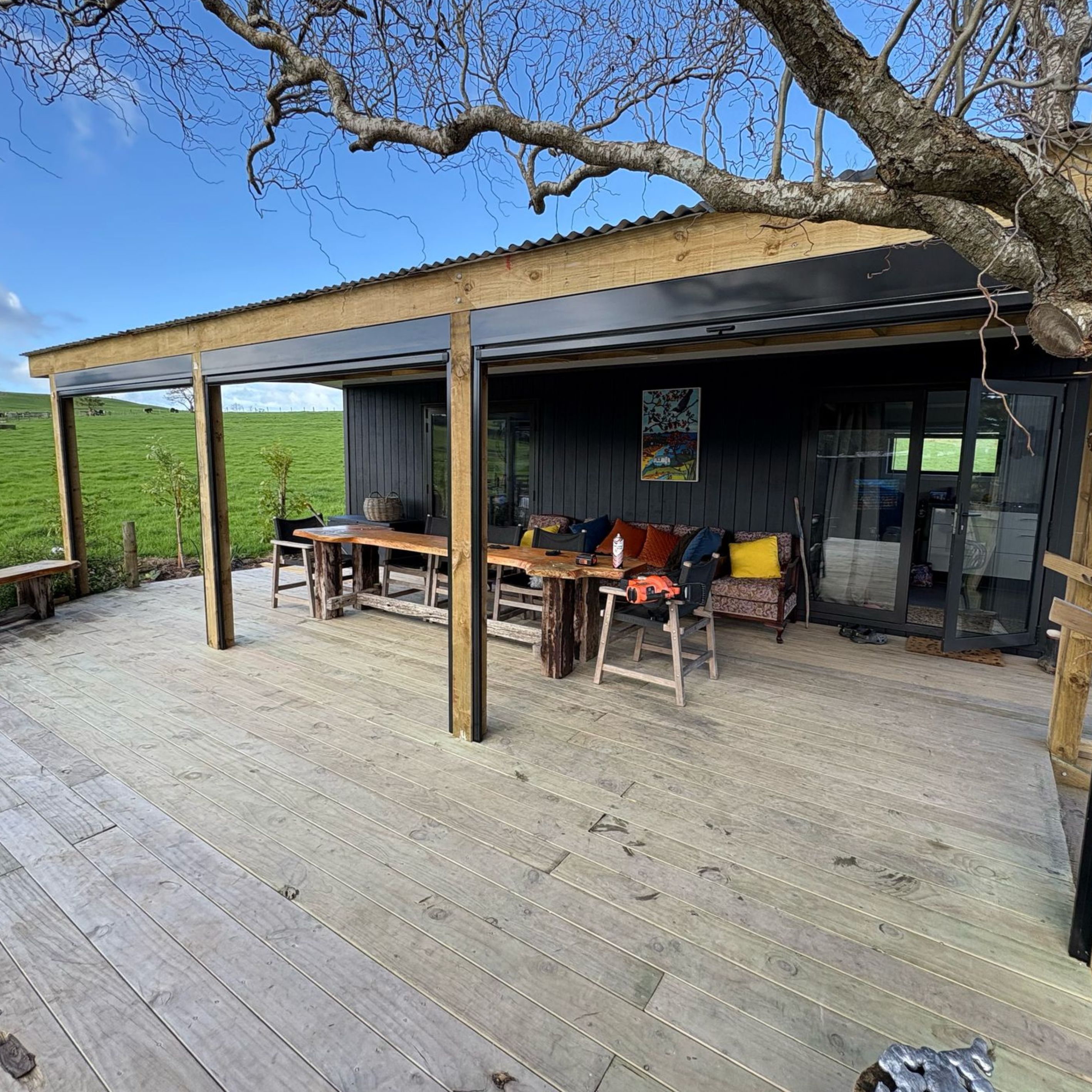 Extending a Tiny Home’s Living Space with Ziptrak Blinds in Parua Bay – additional photo 3