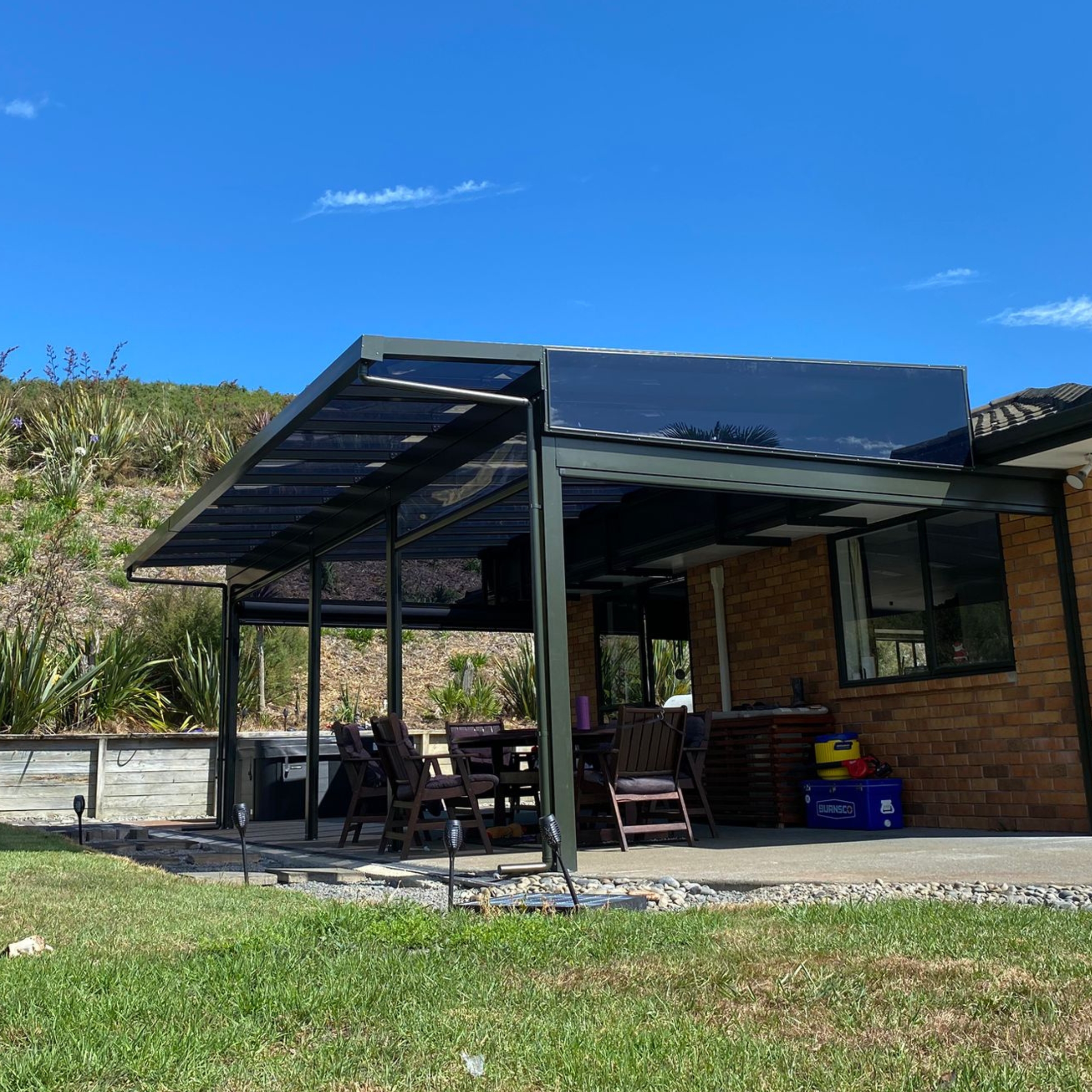 When a Little Roof Transforms into an Outdoor Room – additional photo 1