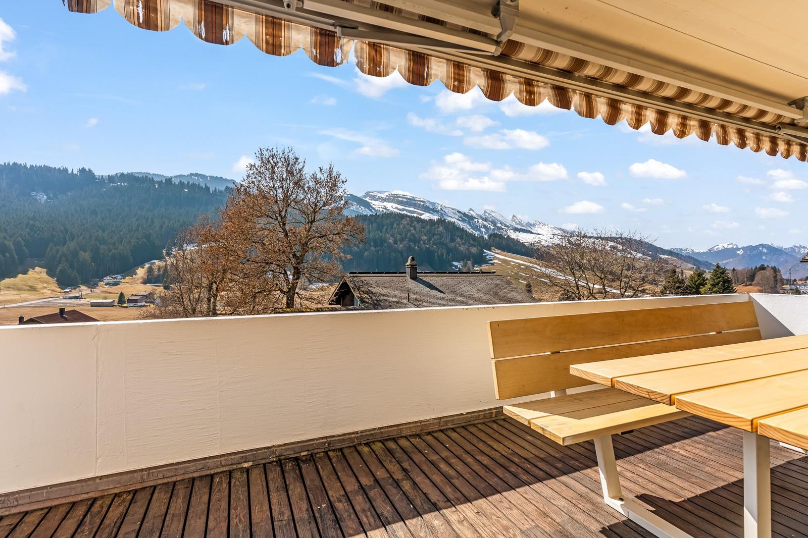 Sonnige 4-Zimmer Wohnung in Wildhaus